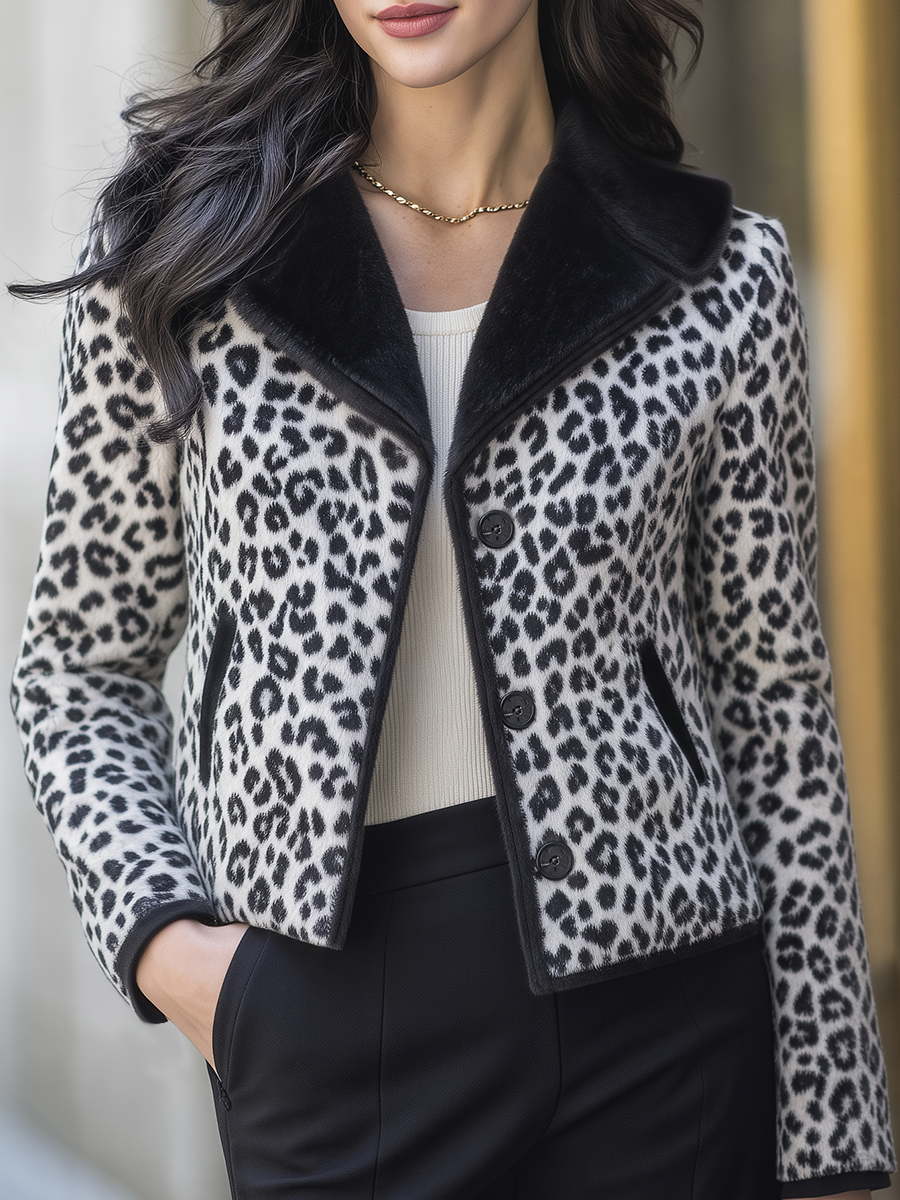 Suni Kürk Yakalı Leopar Desenli Kısa Ceket — 1. görsel